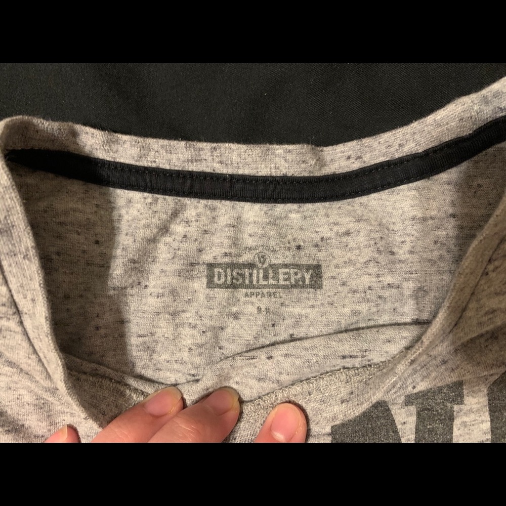 Cropped t-shirt - Picture 2 of 3